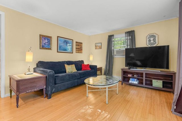 34 Forest Brook Drive, Barrington, NH 03825