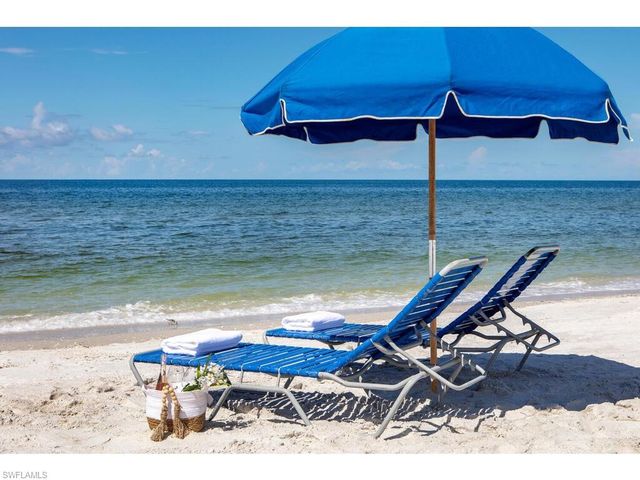 6601 George Washington WAY, Naples, FL 34108