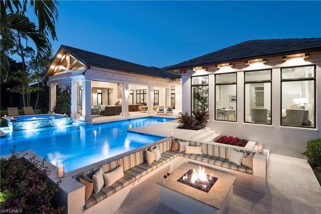 6601 George Washington WAY, Naples, FL 34108