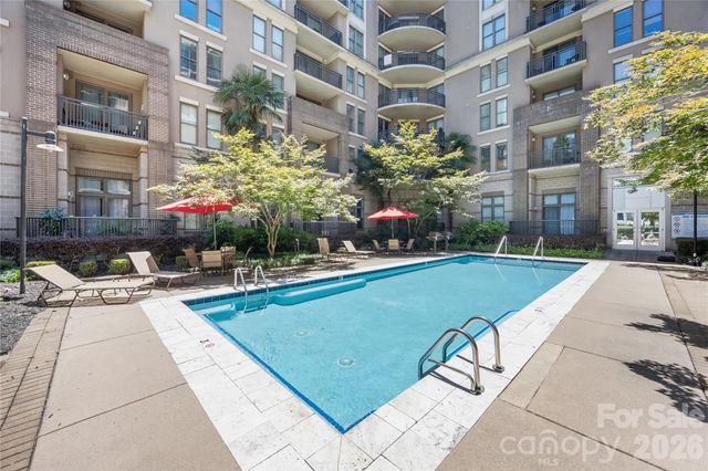 718 W Trade Street 603, Charlotte, NC 28202