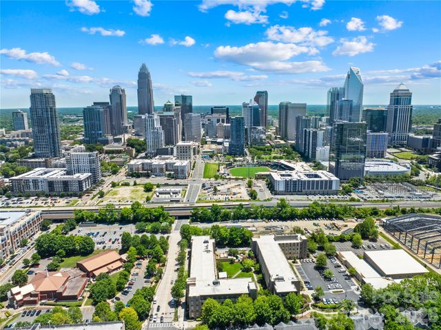 718 W Trade Street 603, Charlotte, NC 28202