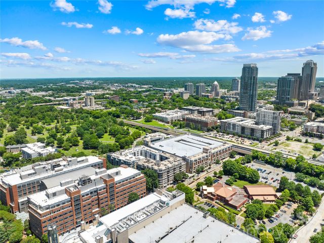718 W Trade Street 603, Charlotte, NC 28202