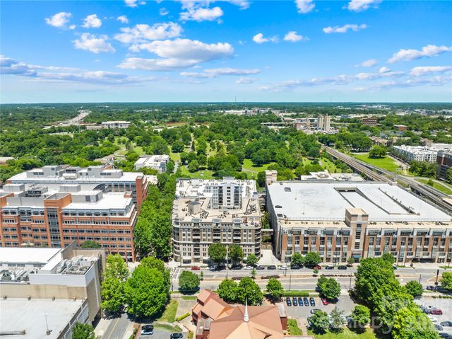 718 W Trade Street 603, Charlotte, NC 28202