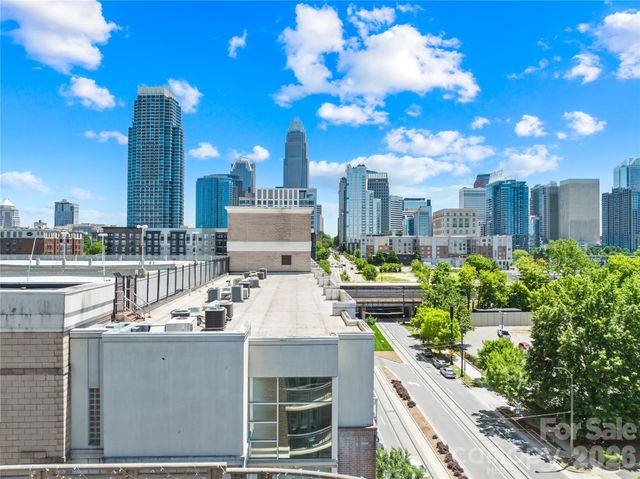 718 W Trade Street 603, Charlotte, NC 28202