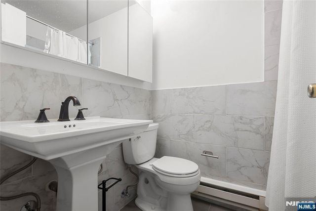 74 E Maple Street, Teaneck, NJ 07666