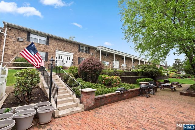 74 E Maple Street, Teaneck, NJ 07666