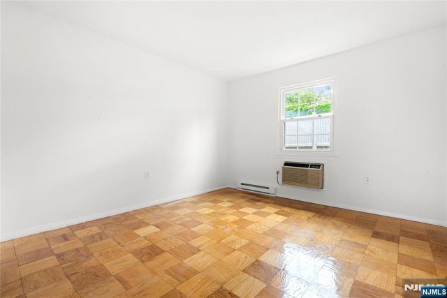 74 E Maple Street, Teaneck, NJ 07666
