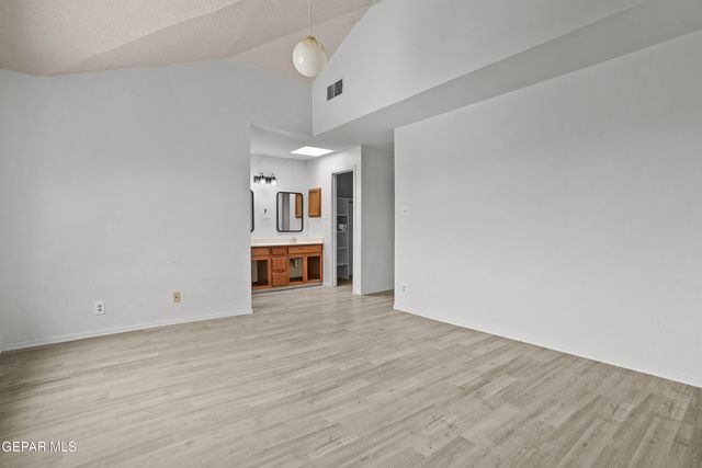 4764 LOMA DE COBRE Drive, El Paso, TX 79934