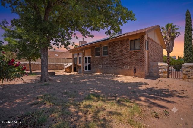4764 LOMA DE COBRE Drive, El Paso, TX 79934