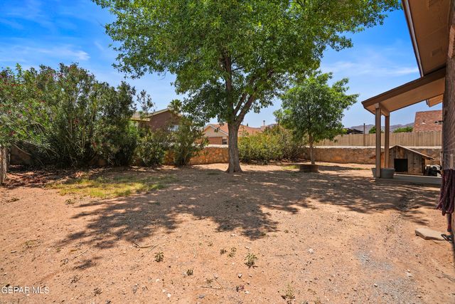 4764 LOMA DE COBRE Drive, El Paso, TX 79934