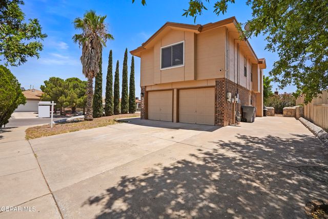 4764 LOMA DE COBRE Drive, El Paso, TX 79934
