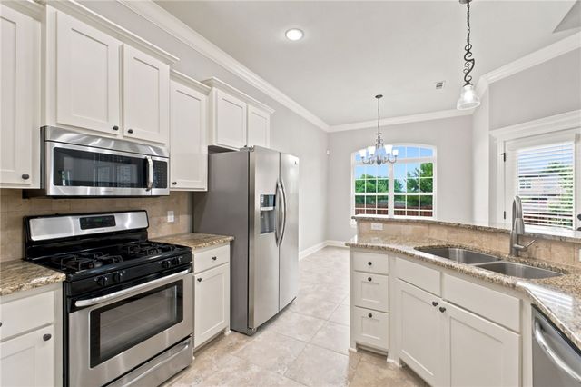 4104 SW Cornerstone Road, Bentonville, AR 72713