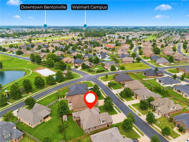 4104 SW Cornerstone Road, Bentonville, AR 72713
