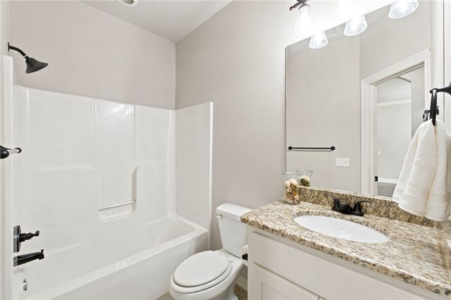 4104 SW Cornerstone Road, Bentonville, AR 72713