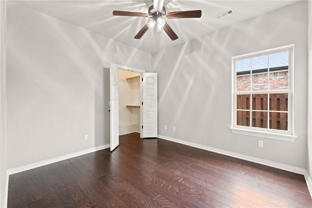 4104 SW Cornerstone Road, Bentonville, AR 72713