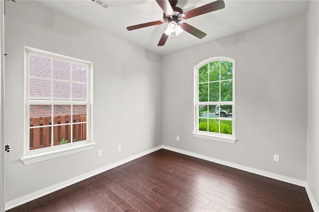 4104 SW Cornerstone Road, Bentonville, AR 72713