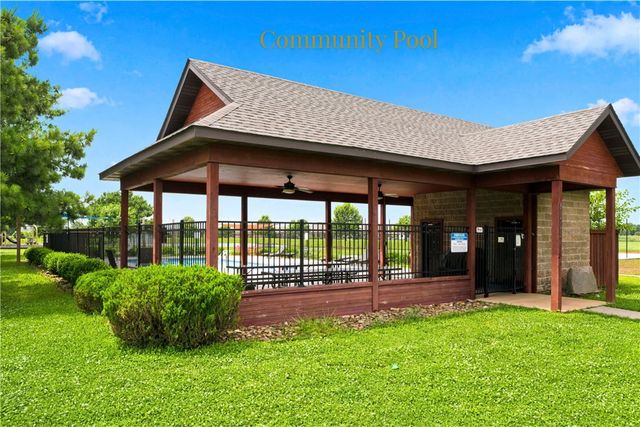 4104 SW Cornerstone Road, Bentonville, AR 72713