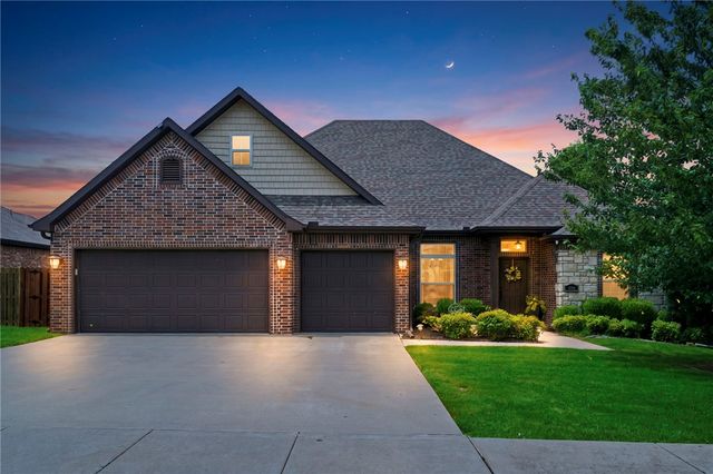 4104 SW Cornerstone Road, Bentonville, AR 72713
