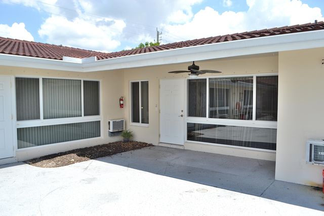 4209 NE 21st Avenue 2, Fort Lauderdale, FL 33308