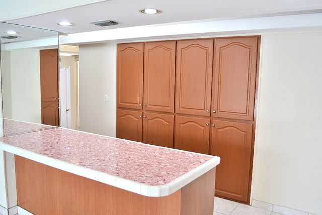 4209 NE 21st Avenue 2, Fort Lauderdale, FL 33308