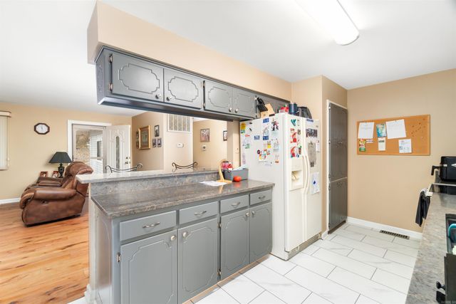 27 Malaga Circle, Hot Springs Village, AR 71909