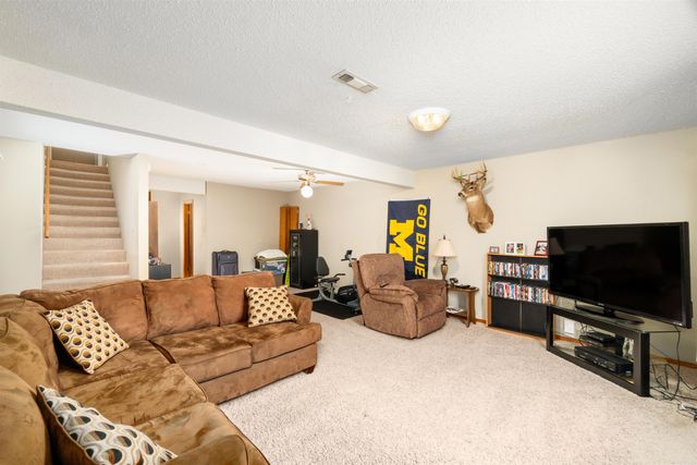 27 Malaga Circle, Hot Springs Village, AR 71909