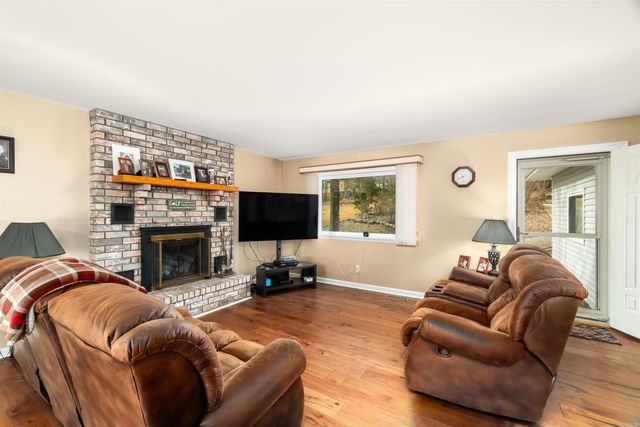 27 Malaga Circle, Hot Springs Village, AR 71909