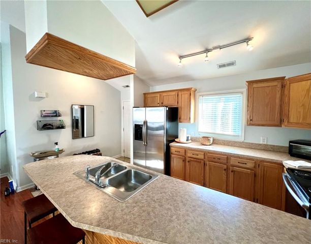 2320 Starfish Rd Apt 302, Virginia Beach, VA 23451