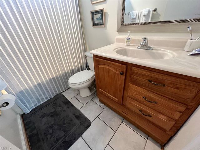 2320 Starfish Rd Apt 302, Virginia Beach, VA 23451