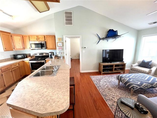 2320 Starfish Rd Apt 302, Virginia Beach, VA 23451