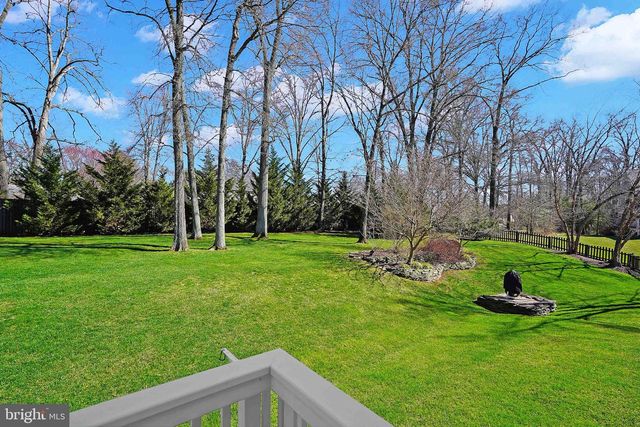 7366 HUNTERS OAK CT, Springfield, VA 22150