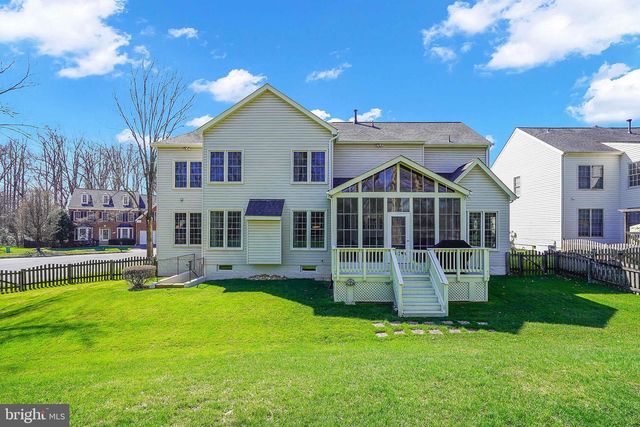 7366 HUNTERS OAK CT, Springfield, VA 22150