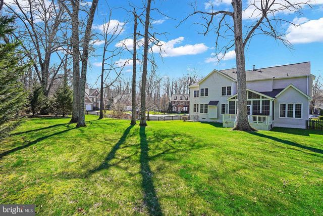 7366 HUNTERS OAK CT, Springfield, VA 22150