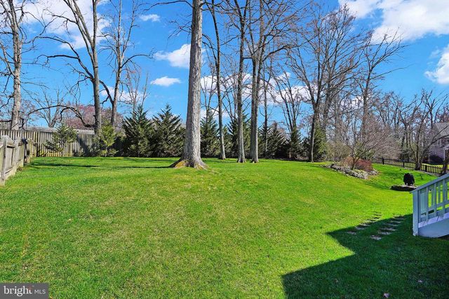 7366 HUNTERS OAK CT, Springfield, VA 22150