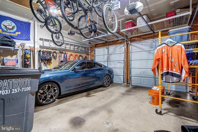 7366 HUNTERS OAK CT, Springfield, VA 22150