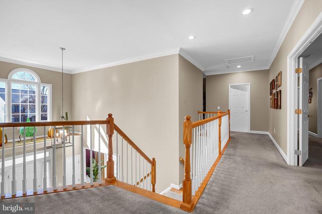 7366 HUNTERS OAK CT, Springfield, VA 22150