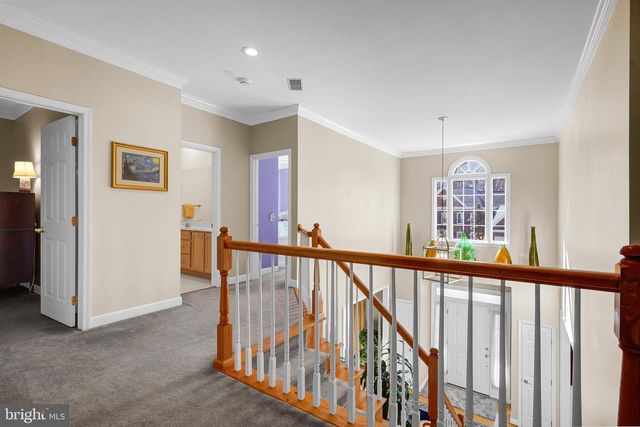 7366 HUNTERS OAK CT, Springfield, VA 22150