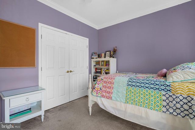 7366 HUNTERS OAK CT, Springfield, VA 22150