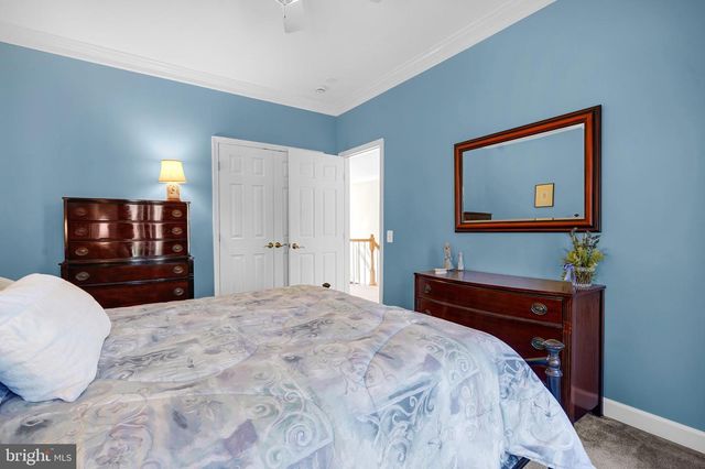 7366 HUNTERS OAK CT, Springfield, VA 22150