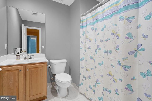 7366 HUNTERS OAK CT, Springfield, VA 22150