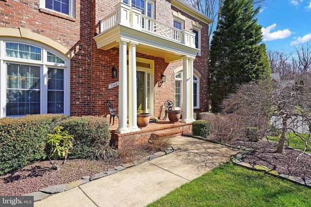 7366 HUNTERS OAK CT, Springfield, VA 22150