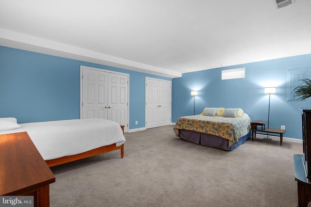 7366 HUNTERS OAK CT, Springfield, VA 22150