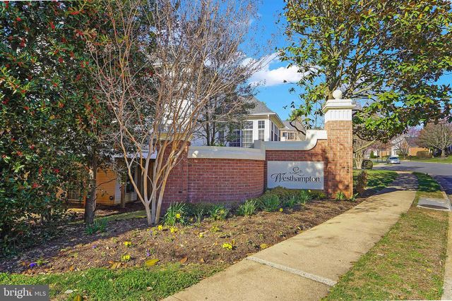 7366 HUNTERS OAK CT, Springfield, VA 22150