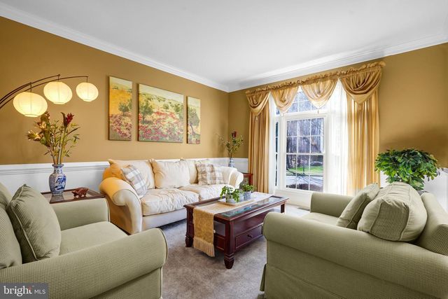 7366 HUNTERS OAK CT, Springfield, VA 22150