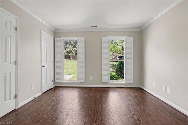 1052 Stamford Club Drive, Rural Hall, NC 27045