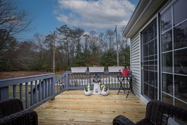 3 Lynne Rd, Wareham, MA 02571