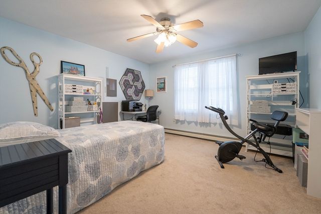 3 Lynne Rd, Wareham, MA 02571