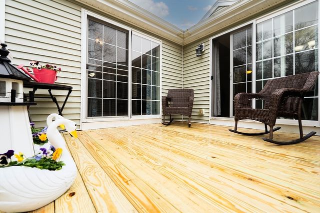 3 Lynne Rd, Wareham, MA 02571