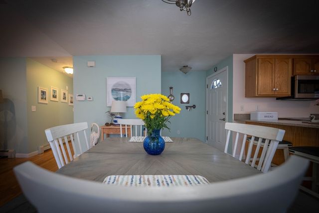 3 Lynne Rd, Wareham, MA 02571