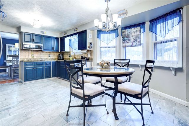 103 West Bend Drive, Greece, NY 14612